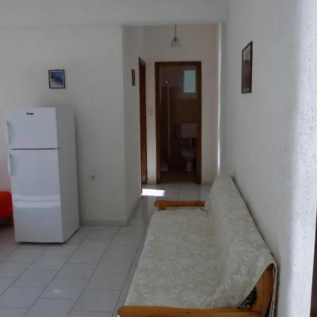 Afrodite 18 Spacious Apartment